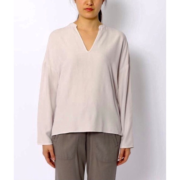 james Perse Split Neck Popover Blouse Beige Size Small - Picture 13 of 13